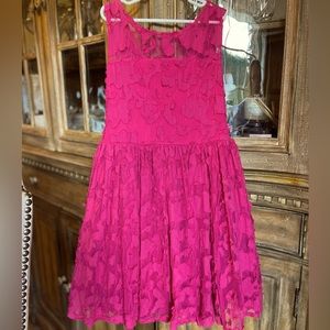 Beautiful lace Hot Pink dress size 12